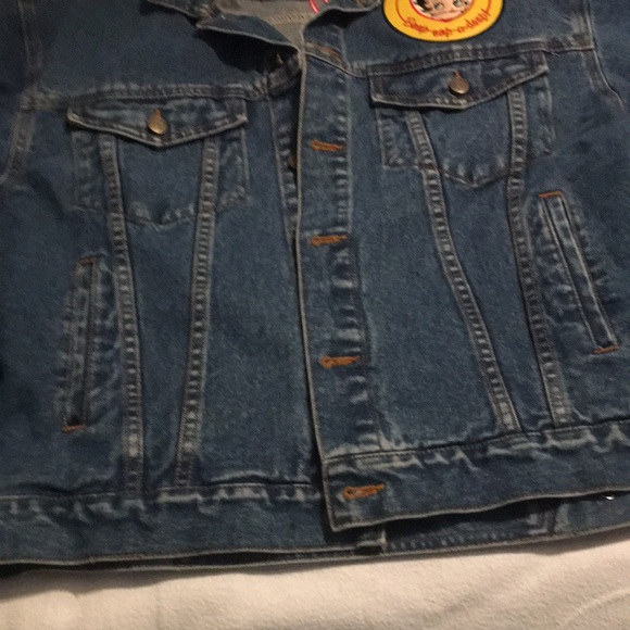 Betty Boop Jean Jacket in  good condition. Never worn - Picture 6 of 12